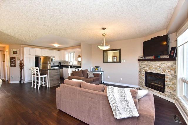 68 Colbourne Cres, House detached with 3 bedrooms, 4 bathrooms and 3 parking in Orangeville ON | Image 3