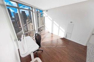 3604 - 832 Bay St, Condo with 1 bedrooms, 1 bathrooms and 0 parking in Toronto ON | Image 8