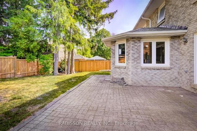 1738 Melody Dr, House detached with 4 bedrooms, 3 bathrooms and 6 parking in Mississauga ON | Image 13