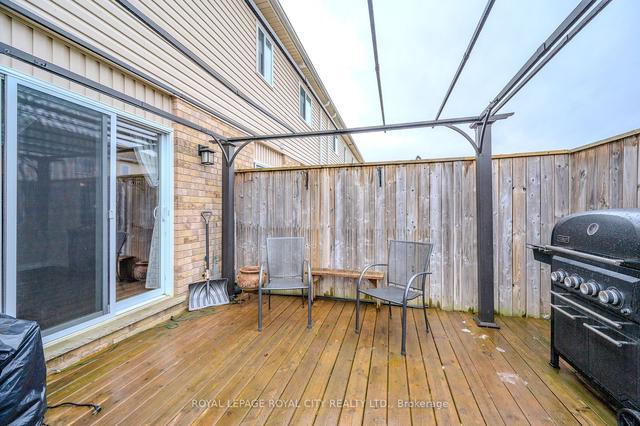 36 - 20 Shackleton Dr N, Townhouse with 3 bedrooms, 4 bathrooms and 2 parking in Guelph ON | Image 32