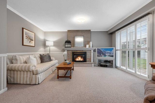 72 Norfield Cres, House detached with 3 bedrooms, 2 bathrooms and 3 parking in Toronto ON | Image 5