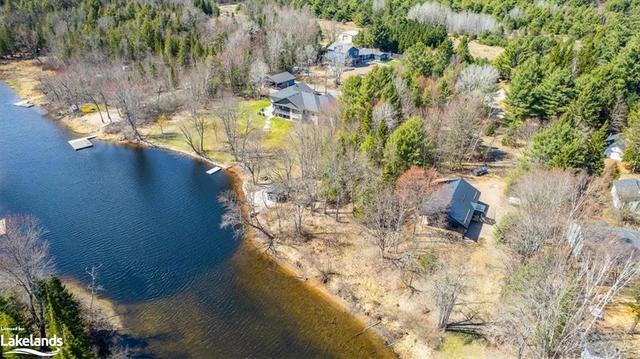 1030 All Seasons Court, House detached with 4 bedrooms, 2 bathrooms and 10 parking in Algonquin Highlands ON | Image 41