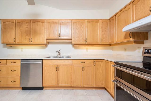 324b - 1099 Clonsilla Ave, Condo with 2 bedrooms, 2 bathrooms and 1 parking in Peterborough ON | Image 5