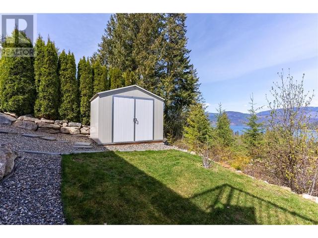 2617 Mountview Drive, House detached with 4 bedrooms, 2 bathrooms and null parking in Columbia Shuswap C BC | Image 44