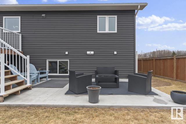 1717 Crestview Wy, House detached with 5 bedrooms, 3 bathrooms and null parking in Cold Lake AB | Image 41