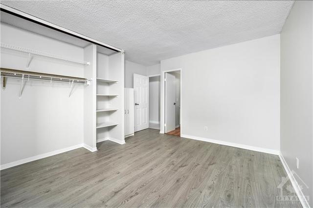 604 - 2020 Jasmine Crescent, Condo with 3 bedrooms, 2 bathrooms and 1 parking in Ottawa ON | Image 10