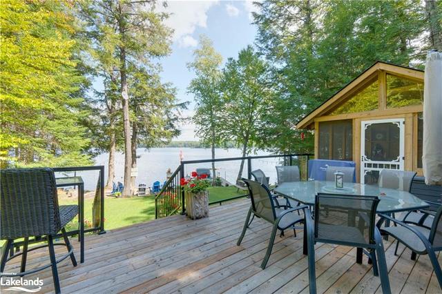 1181 Lakeshore Drive N, House detached with 4 bedrooms, 1 bathrooms and 5 parking in Bracebridge ON | Image 39
