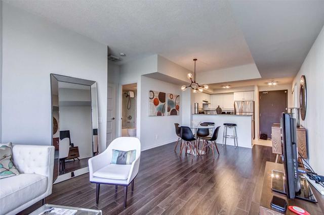 517 - 451 Rosewell Ave, Condo with 2 bedrooms, 2 bathrooms and 1 parking in Toronto ON | Image 24