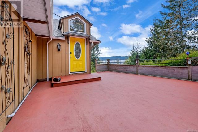 3013 Manzer Rd, House detached with 3 bedrooms, 2 bathrooms and 5 parking in Sooke BC | Image 63