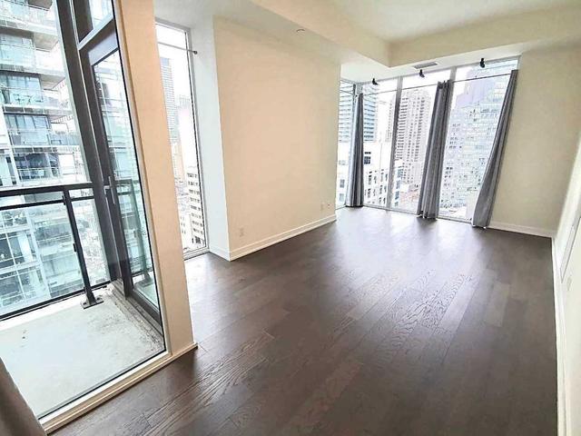 1409 - 17 Dundonald St, Condo with 1 bedrooms, 1 bathrooms and 0 parking in Toronto ON | Image 12