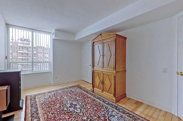 1009 - 2 Covington Rd, Condo with 2 bedrooms, 2 bathrooms and 1 parking in Toronto ON | Image 13