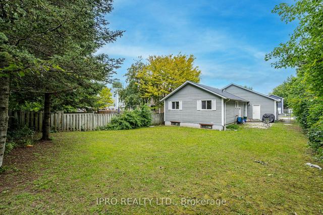 80 Elizabeth St, House detached with 3 bedrooms, 2 bathrooms and 5 parking in Barrie ON | Image 22