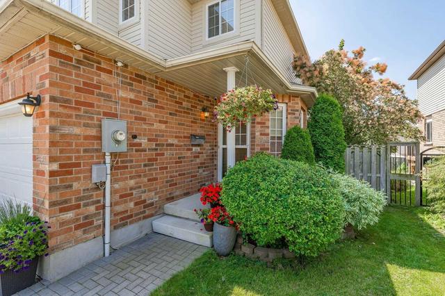 190 Severn Dr, House attached with 3 bedrooms, 4 bathrooms and 3 parking in Guelph ON | Image 12