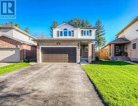 102 Queen Charlotte Crescent, House detached with 3 bedrooms, 2 bathrooms and 4 parking in Kitchener ON | Card Image