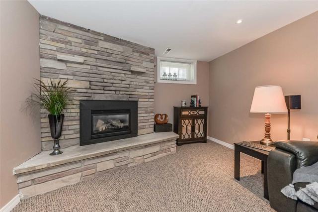 725 Guelph St, House detached with 2 bedrooms, 2 bathrooms and 6 parking in Centre Wellington ON | Image 15