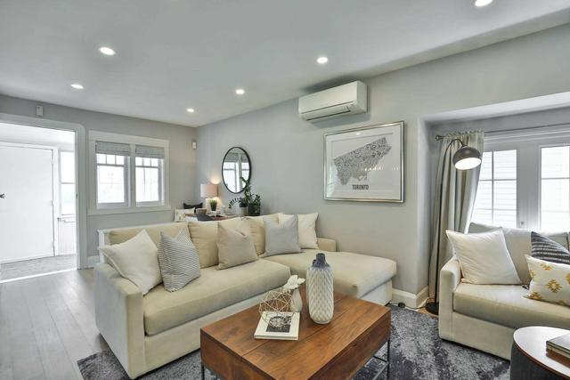 64 Thirty First St, House detached with 2 bedrooms, 2 bathrooms and 2 parking in Toronto ON | Image 2