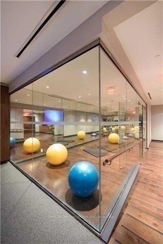2409 - 8 Mercer St, Condo with 0 bedrooms, 1 bathrooms and 0 parking in Toronto ON | Image 5