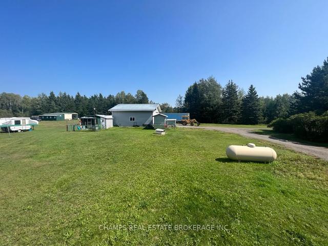2528 Dawson Rd, House detached with 3 bedrooms, 2 bathrooms and 50 parking in Thunder Bay ON | Image 25