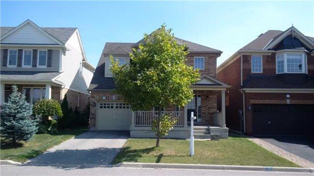 392 Tonelli Lane, House detached with 4 bedrooms, 3 bathrooms and 2 parking in Milton ON | Image 2