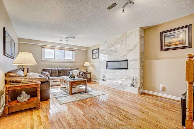 11 Hart Crt, House detached with 3 bedrooms, 3 bathrooms and 4 parking in Clarington ON | Image 15
