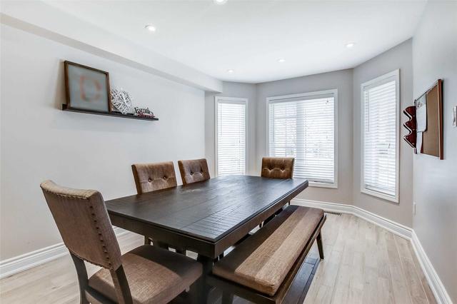 182 Wainscot Ave, House semidetached with 3 bedrooms, 3 bathrooms and 4 parking in Newmarket ON | Image 11