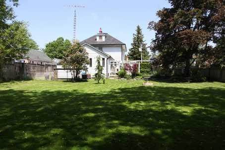 8 Victoria St E, House detached with 3 bedrooms, 2 bathrooms and 2 parking in Kawartha Lakes ON | Image 9