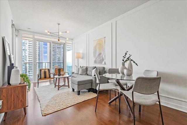 1207 - 90 Park Lawn Rd, Condo with 2 bedrooms, 2 bathrooms and 1 parking in Toronto ON | Image 4