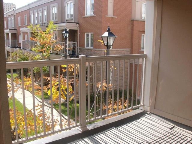 21 - 375 Cook Rd, Townhouse with 3 bedrooms, 3 bathrooms and 2 parking in Toronto ON | Image 12