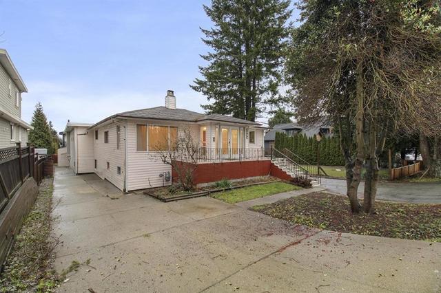 1504 160 Street, House detached with 9 bedrooms, 6 bathrooms and null parking in Surrey BC | Card Image