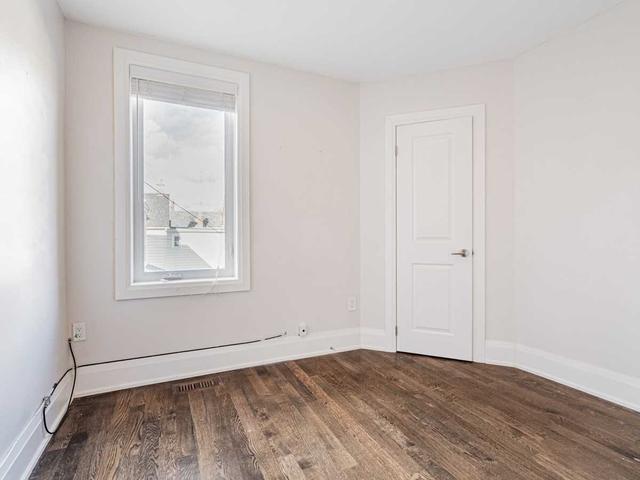 104 Hallam St, House semidetached with 3 bedrooms, 3 bathrooms and 0 parking in Toronto ON | Image 19