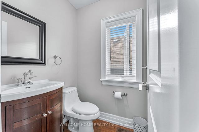 309 Kane Ave, House semidetached with 3 bedrooms, 4 bathrooms and 4 parking in Toronto ON | Image 11