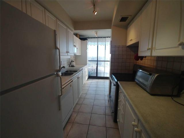 2217 - 1333 Bloor St, Condo with 2 bedrooms, 2 bathrooms and 1 parking in Mississauga ON | Image 7
