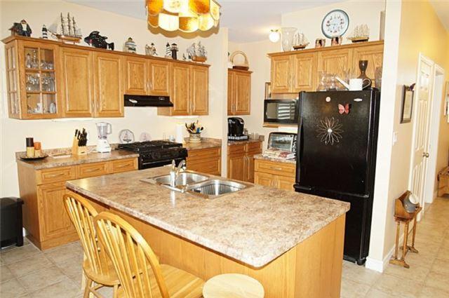 83 Aaron Tr, House detached with 2 bedrooms, 3 bathrooms and 2 parking in Welland ON | Image 5