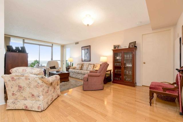 809 - 20 Mcfarlane Dr, Condo with 2 bedrooms, 2 bathrooms and 1 parking in Halton Hills ON | Image 2