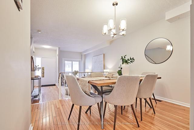 11 - 152 Homestead Rd, Townhouse with 3 bedrooms, 2 bathrooms and 2 parking in Toronto ON | Image 4