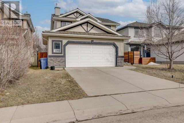 12530 Douglas Woods Road Se, House detached with 5 bedrooms, 3 bathrooms and 2 parking in Calgary AB | Image 2