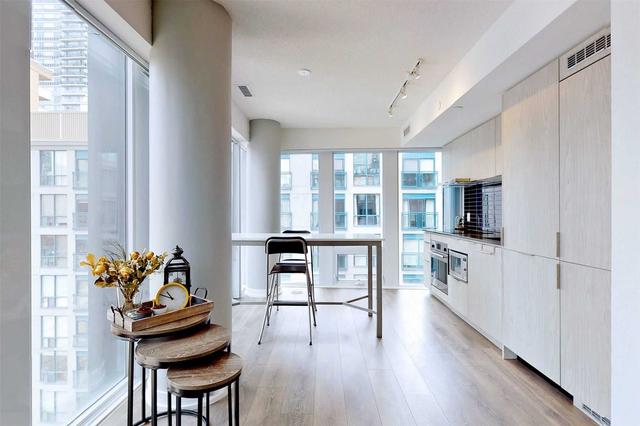 1012 - 60 Shuter St, Condo with 1 bedrooms, 2 bathrooms and 0 parking in Toronto ON | Image 7