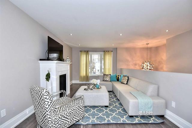 123 Harding Blvd, House detached with 4 bedrooms, 4 bathrooms and 2 parking in Toronto ON | Image 5