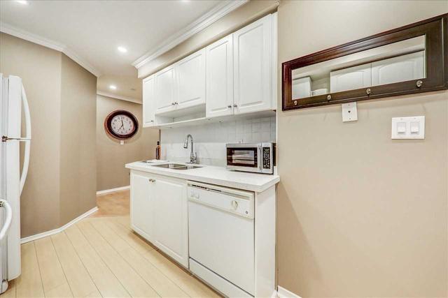1712 - 19 Rosebank Dr, Townhouse with 3 bedrooms, 3 bathrooms and 2 parking in Toronto ON | Image 5