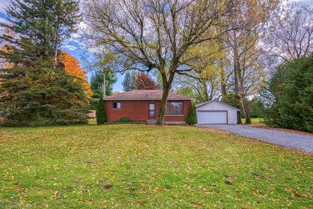 5212 Wilmer Road, House detached with 2 bedrooms, 1 bathrooms and 8 parking in South Frontenac ON | Image 10