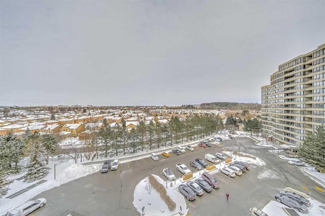 813 - 22 Clarissa Dr, Condo with 2 bedrooms, 2 bathrooms and 1 parking in Richmond Hill ON | Image 6