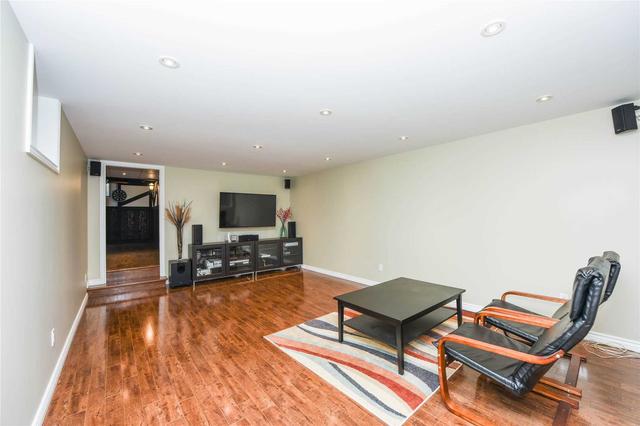 3376 Golden Orchard Dr, House detached with 3 bedrooms, 3 bathrooms and 4 parking in Mississauga ON | Image 19