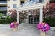 223 - 8201 Islington Ave, Condo with 2 bedrooms, 2 bathrooms and 2 parking in Vaughan ON | Image 3