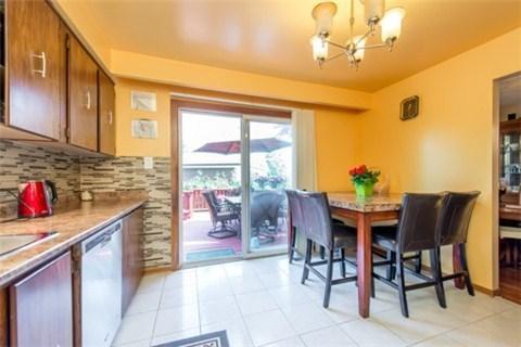 88 Shoredale Dr, House detached with 3 bedrooms, 3 bathrooms and 4 parking in Toronto ON | Image 3