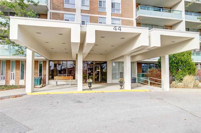 207 - 44 Longbourne Dr, Condo with 2 bedrooms, 2 bathrooms and 1 parking in Toronto ON | Image 21