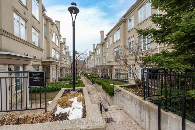106 - 45 York Mills Rd, Townhouse with 3 bedrooms, 3 bathrooms and 2 parking in Toronto ON | Image 24