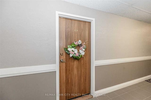 703 - 279 Chandler Dr, Condo with 2 bedrooms, 1 bathrooms and 1 parking in Kitchener ON | Image 33