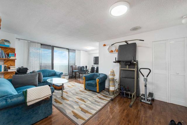 1201 - 301 Prudential Dr, Condo with 2 bedrooms, 1 bathrooms and 1 parking in Toronto ON | Image 12