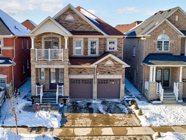 30 Exton Rd, House detached with 2 bedrooms, 1 bathrooms and 1 parking in Brampton ON | Image 1