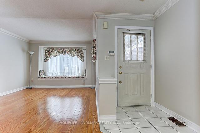 29 Hopkinson Cres, House detached with 4 bedrooms, 3 bathrooms and 4 parking in Ajax ON | Image 12